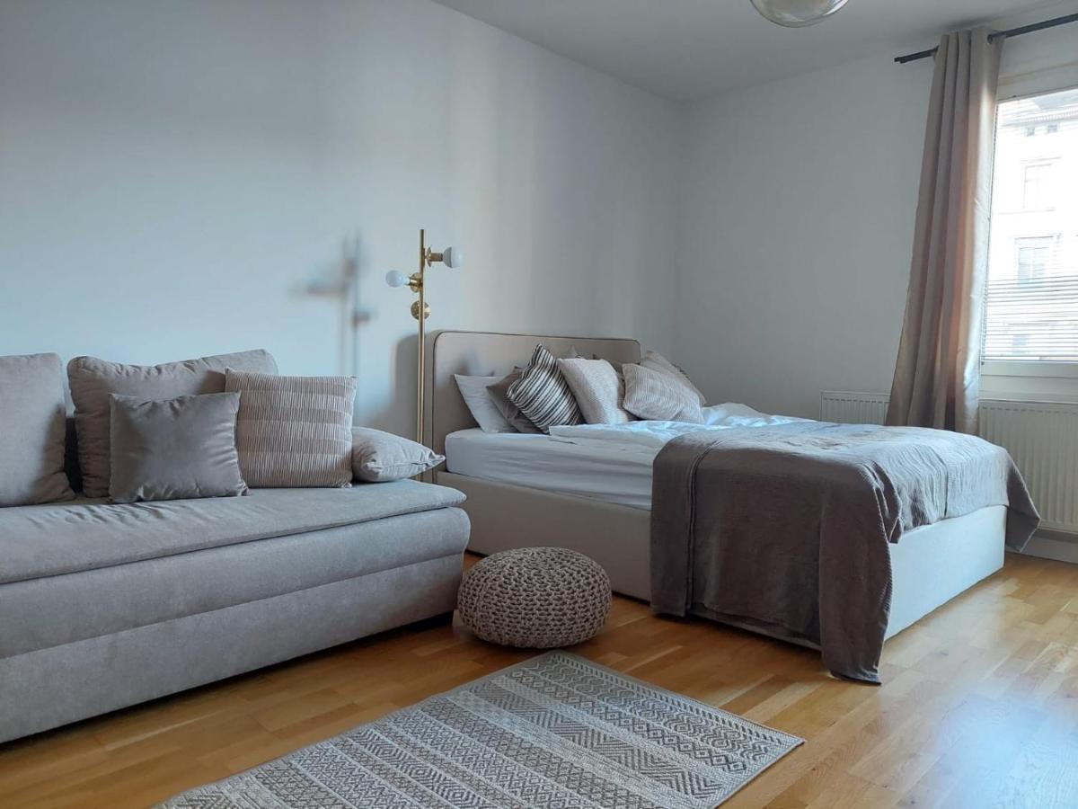 Balcony Apartment, 5 Min Walk To First District Wiedeń Zewnętrze zdjęcie