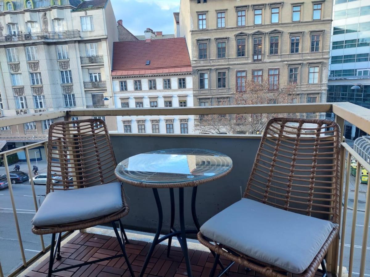 Balcony Apartment, 5 Min Walk To First District Wiedeń Zewnętrze zdjęcie
